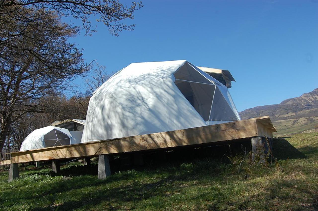 Glamping Patagonia Nativa Rural Hotel Coyhaique Exterior foto